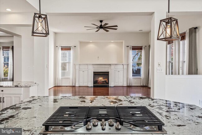 Building Photo - 41980 Ural Dr