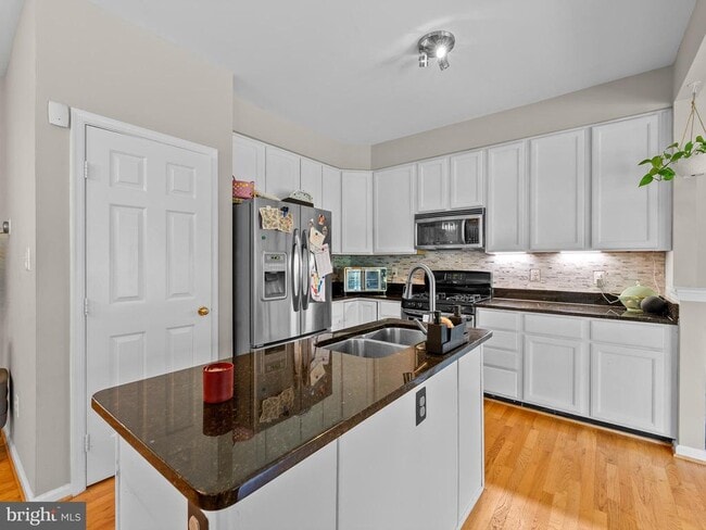 Building Photo - 20551 Ashley Terrace