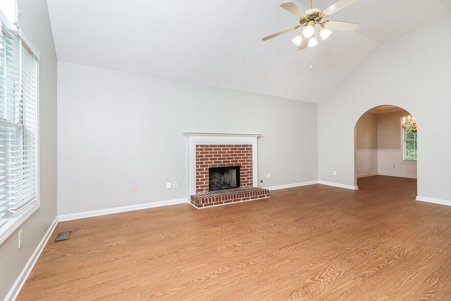 Building Photo - 3387 Cider Mill Ct SW