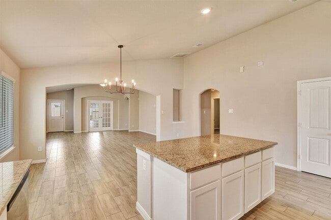 Building Photo - 388 Kendall Crest Dr