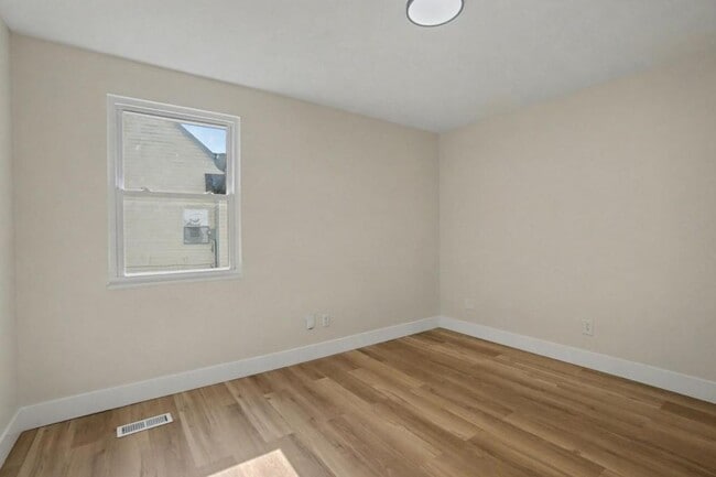 Building Photo - 7882 Lockport Blvd