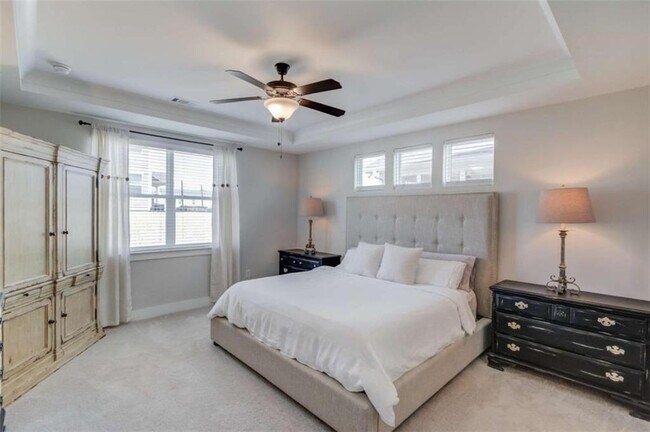 Building Photo - 60 Table Rock Ct