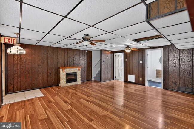 Building Photo - 9312 Edmund St