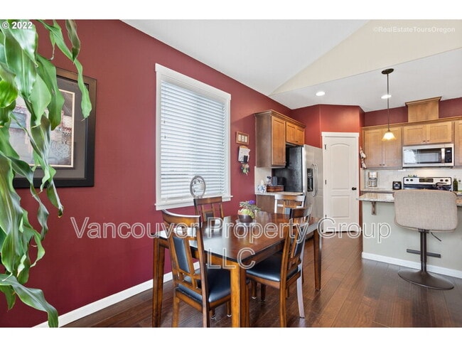 Building Photo - 2707 NE 131st Ct