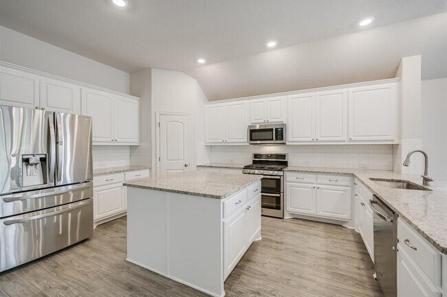 Building Photo - 3316 Amerigo Pl