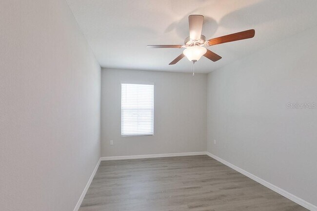 Building Photo - 4459 SW 85 Ln