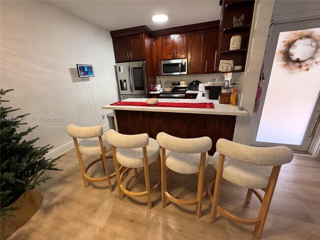 Building Photo - 13926 SW 65th Terrace