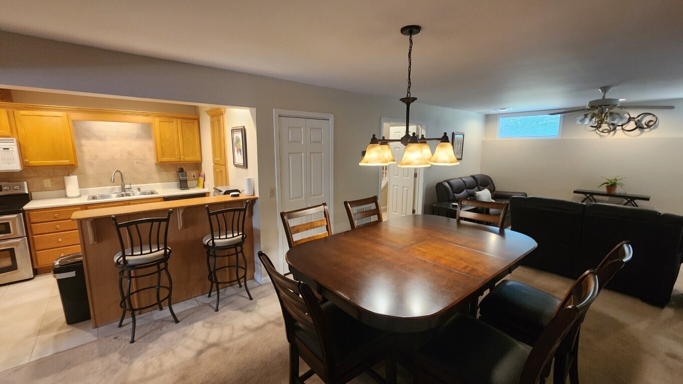 Building Photo - 6576 Johnson Cir