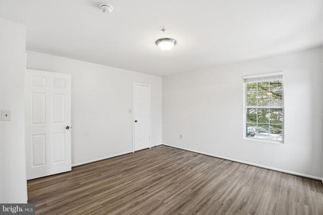 Building Photo - 10718 Kitchener Ct