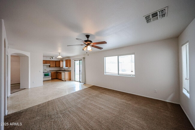 Building Photo - 4725 W Fawn Dr
