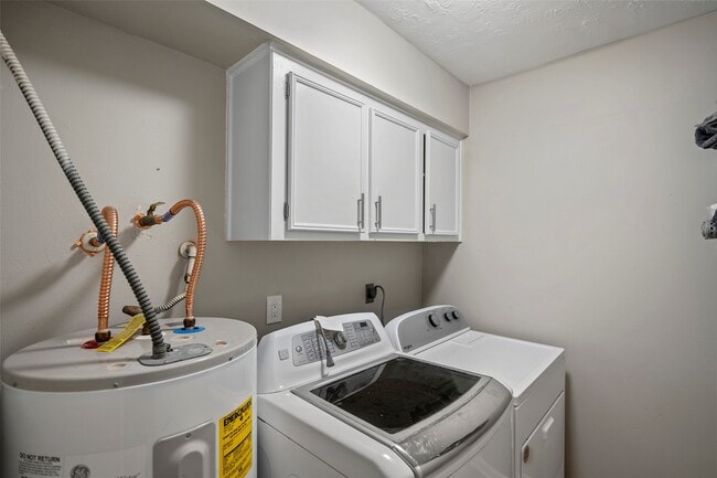 Building Photo - 22114 Merrymount Dr