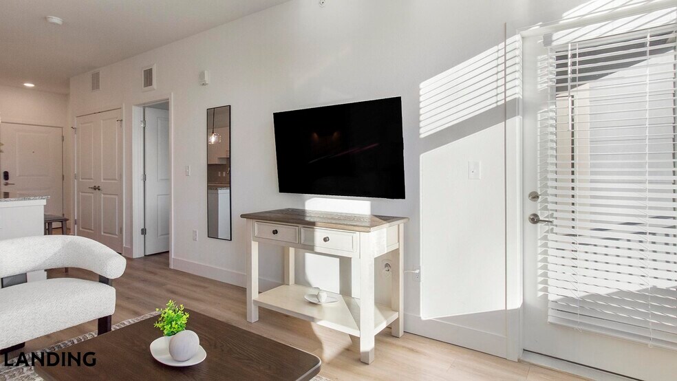 Building Photo - 10670 Jake Jabs Blvd