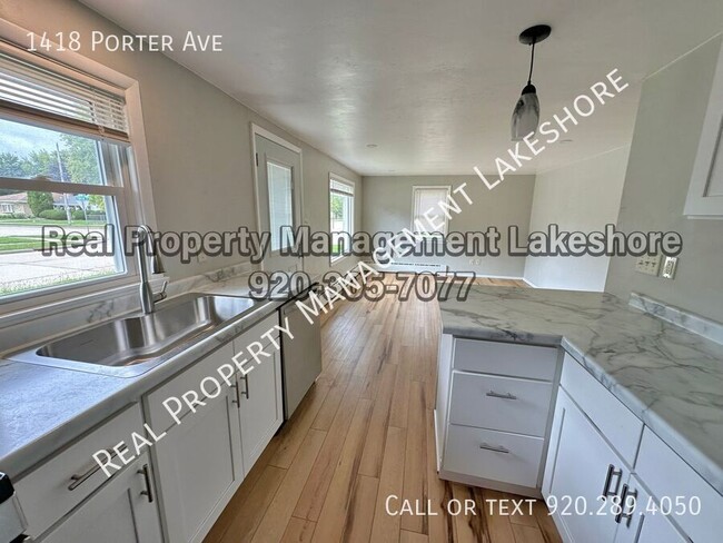 Building Photo - 1418 Porter Ave