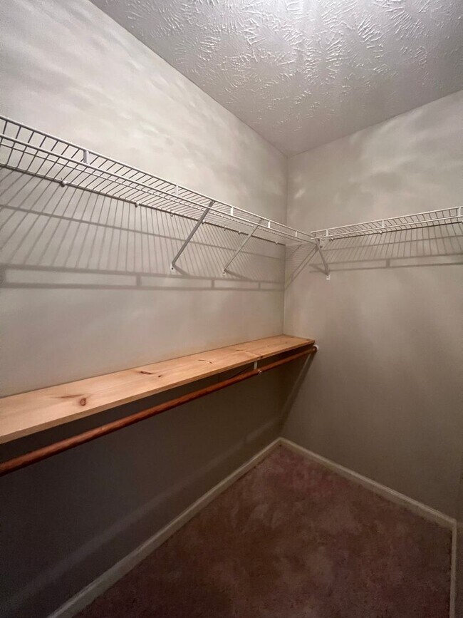 Building Photo - 309-4 Waterdown ~ The Crossings