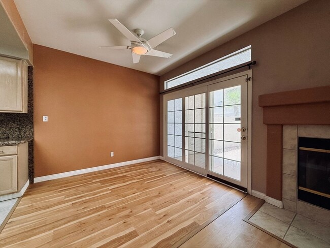 Building Photo - BEAUTIFUL 2 STORY TOWNHOME LOCATED IN THE SOUTHWEST!