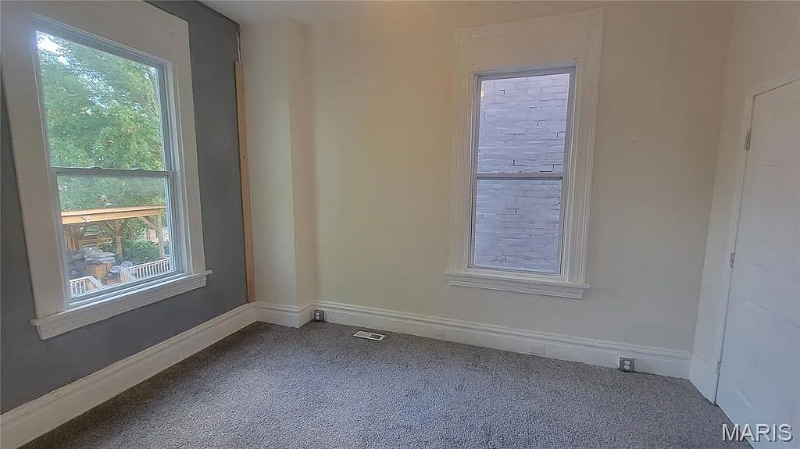 Building Photo - 3614 Iowa Ave