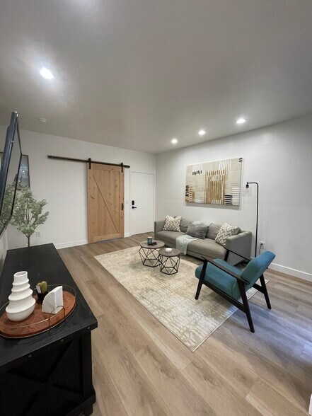Building Photo - 1601 Kettner Blvd