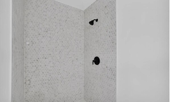 Building Photo - 1010 San Remo Rd