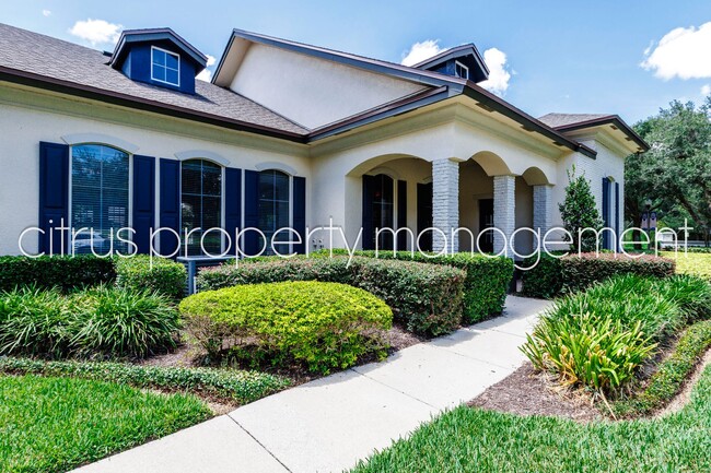 Building Photo - Spacious 4/3 in Independence Available Now!