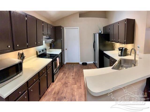 Building Photo - 2060 Cambridge Cir