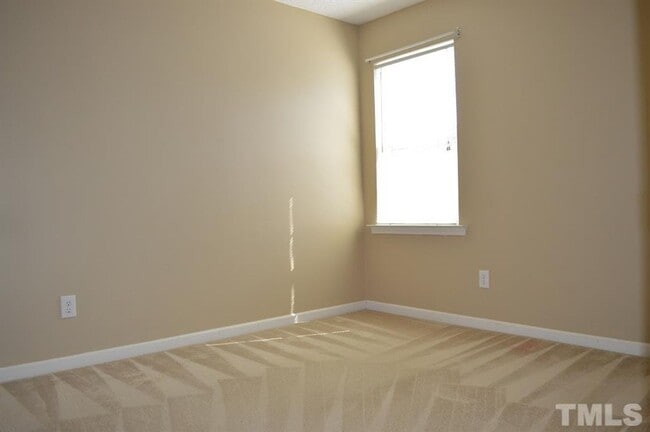 Building Photo - 2306 Nutting Ln