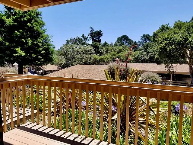 Building Photo - 300 Glenwood Cir