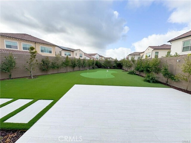 Building Photo - 148 Sabbia