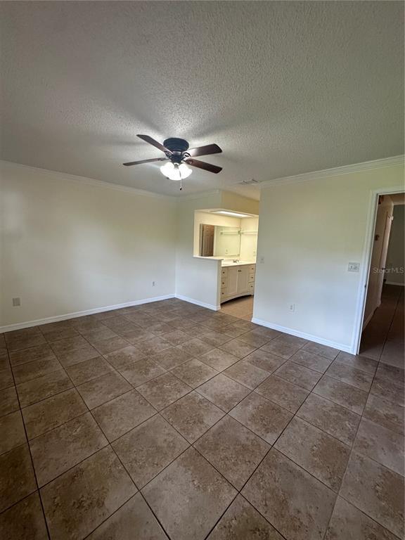 Building Photo - 7405 Willow Wisp Dr E