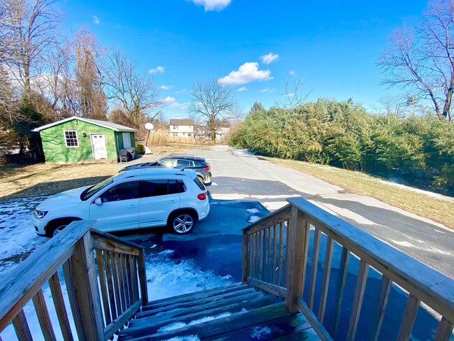 Building Photo - Catonsville Duplex Home for rent