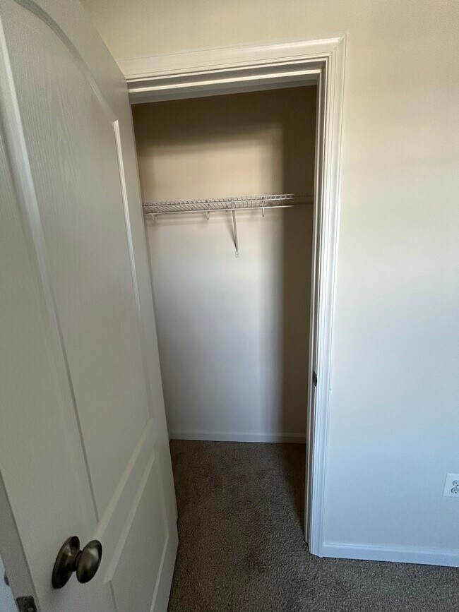 Building Photo - 7125 Durrette Rd