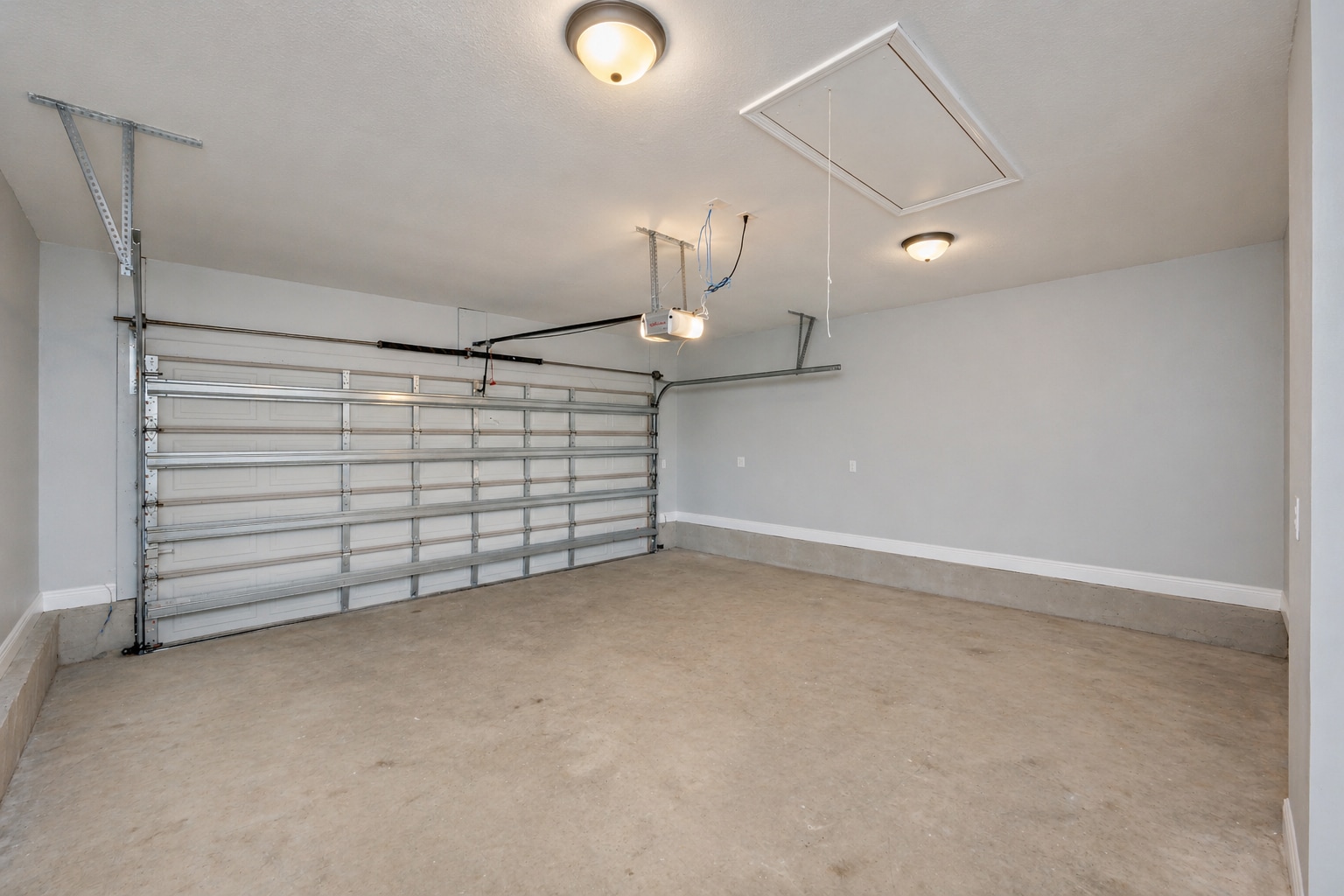 Building Photo - 147 Strike Eagle Dr