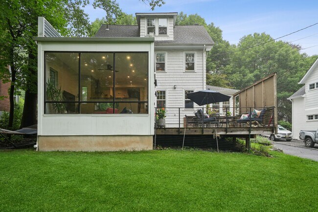 Building Photo - 26 Macopin Ave