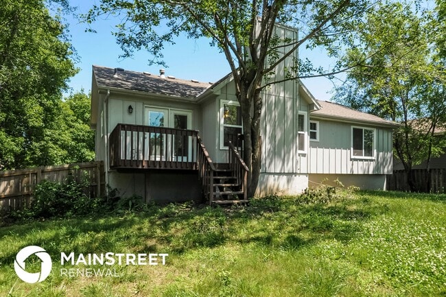 Building Photo - 4712 Halsey St