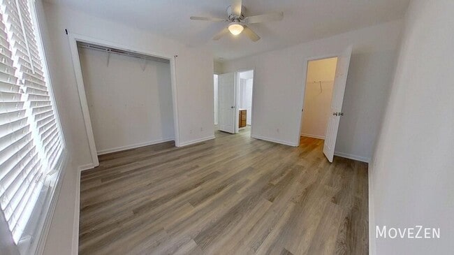 Building Photo - 123 Lincoln Place Cir
