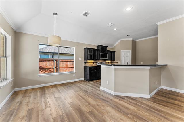 Building Photo - 132 Birdsong Ln