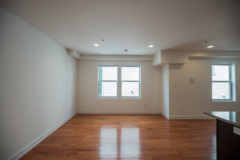 Building Photo - 3614 Spring Garden St