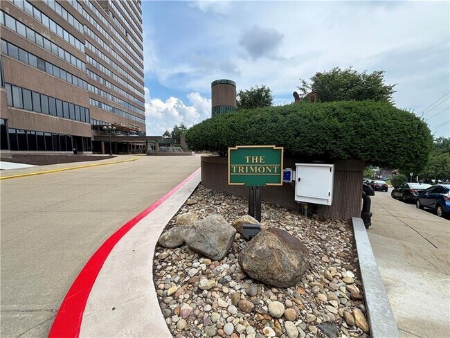 Building Photo - 1 Trimont Ln