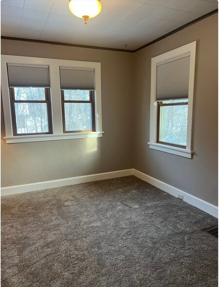 Building Photo - 541 W Wabasha St