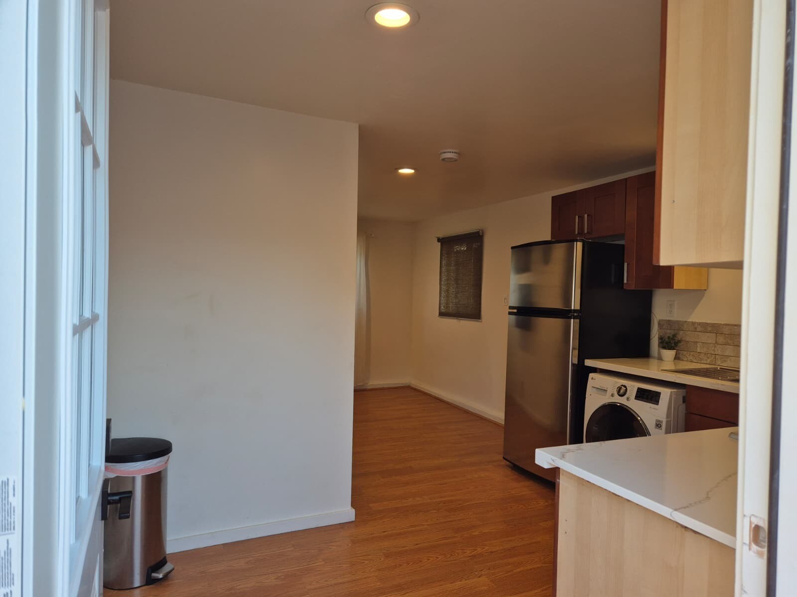 Building Photo - 20622 Kittridge St