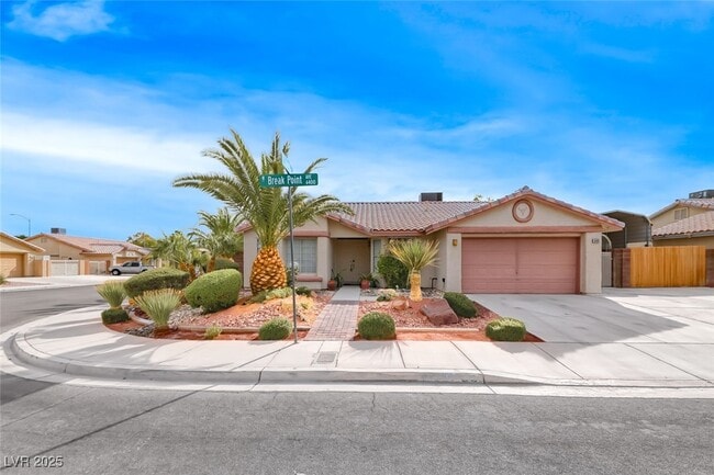 Primary Photo - 6405 Break Point Ave