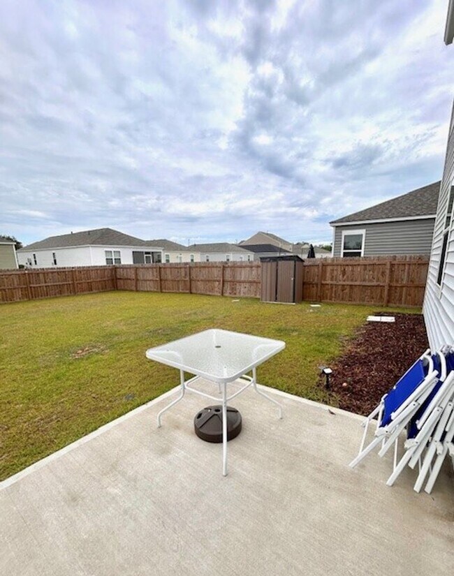 Building Photo - Spacious 5BR/3BA Home in Ladson, SC - Moth...