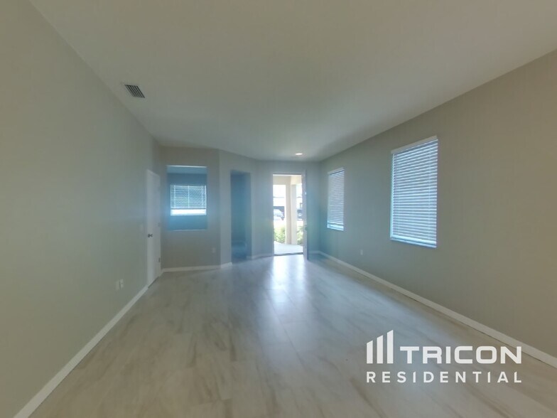 Building Photo - 13504 Red Ear Ct