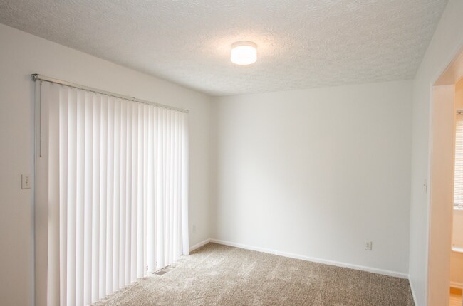 Building Photo - 1838 Keystone Lakes Dr