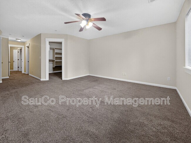 Building Photo - 1109 NE 106th Ave