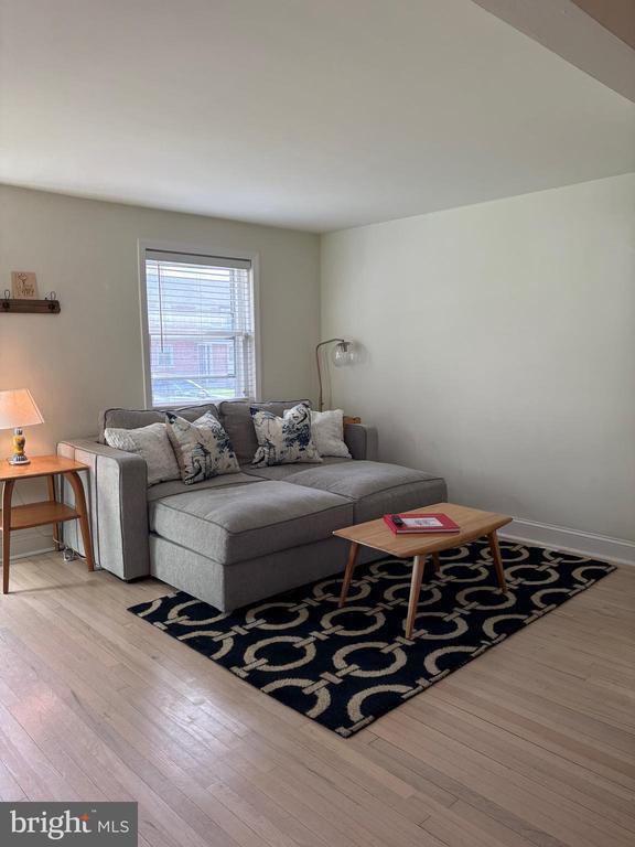 Building Photo - 509 D St