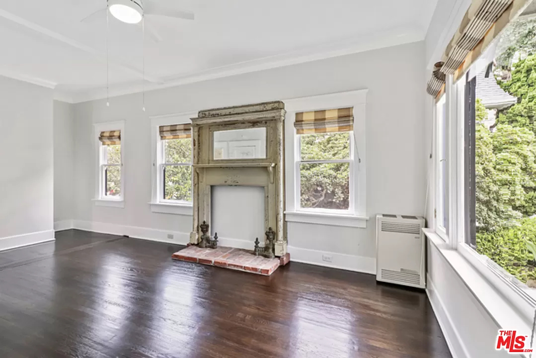 Building Photo - 2618 3rd St