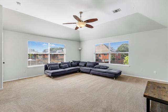 Building Photo - 1121 London Dr