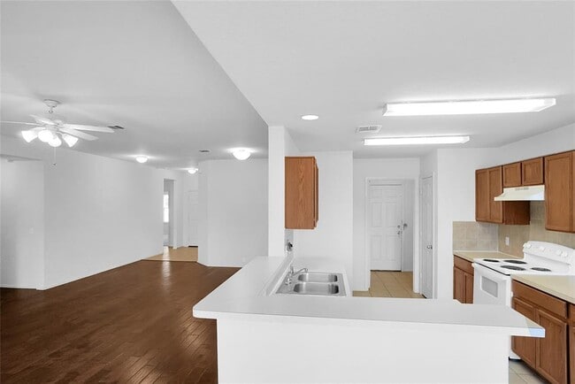 Building Photo - 14400 Martial Eagle Dr
