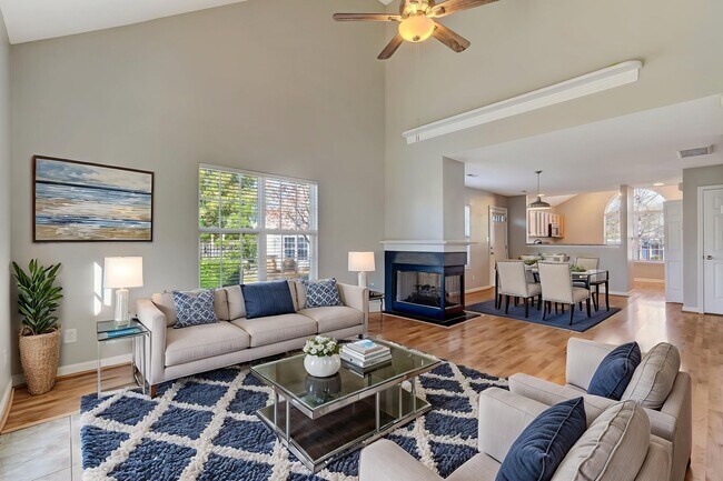 Building Photo - 35 Cambridge Oak Cir