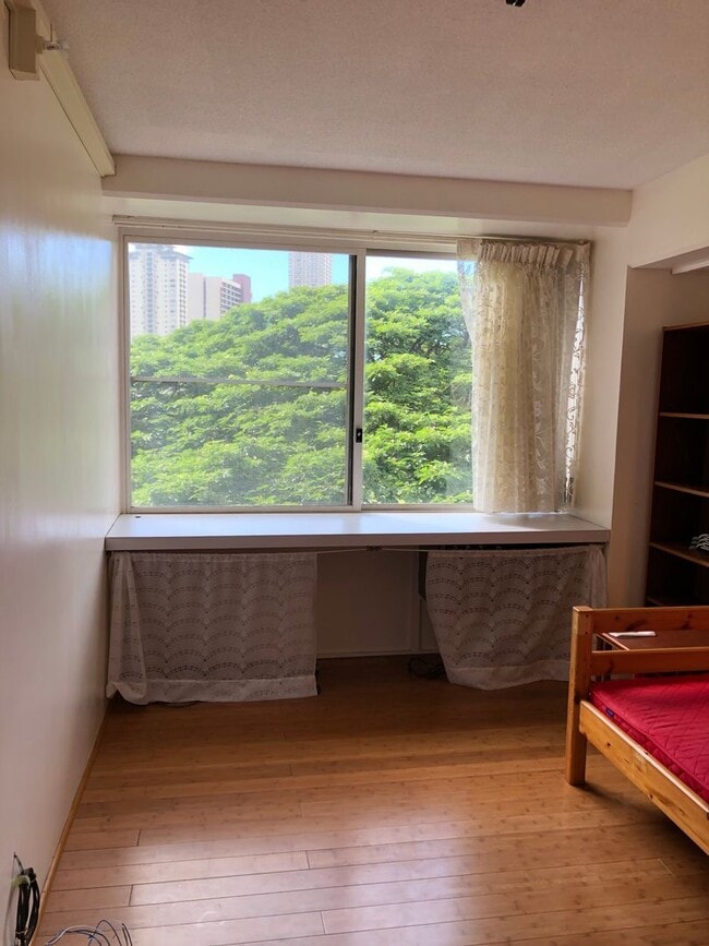 Building Photo - Furnished and Renovated 2 Bed 2 Bath 1 Parking at Marco Polo Apartments, Views and Amenities!!!